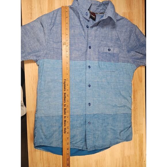 Tony Hawk Men's Blue Striped Short Sleeve Button Down Shirt Size Small - Picture 4 of 7